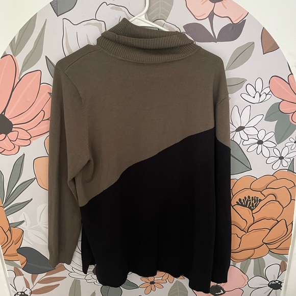 Calvin Klein Asymmetrical Color Block Turtleneck Long Sleeve Sweater - Picture 2 of 3